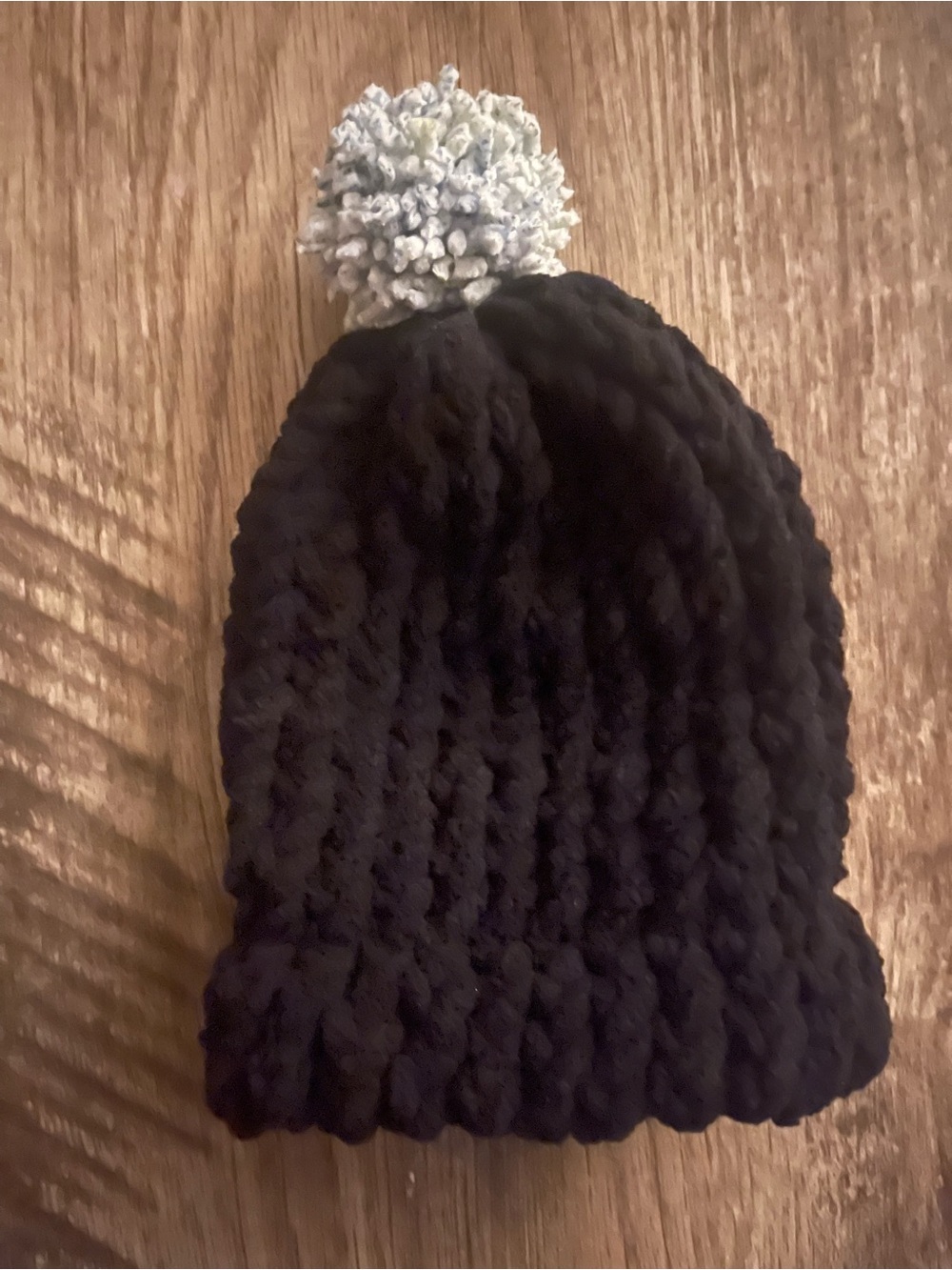 Newborn Knit Beanie Hat w/ Pom-Pom (Black)